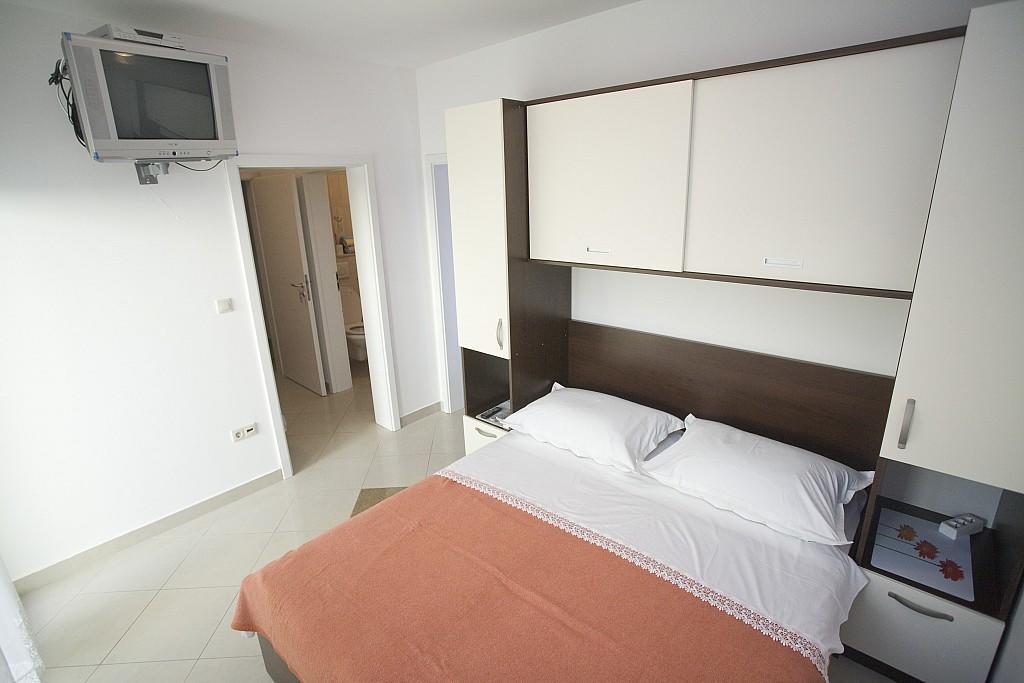 Apartments Rubic オミシュ 部屋 写真